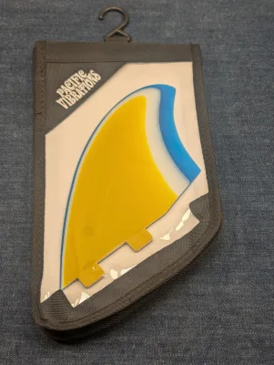 Twin Keel K3 Template 3 Color Fiberglass Fits FCS - Thumbnail 4