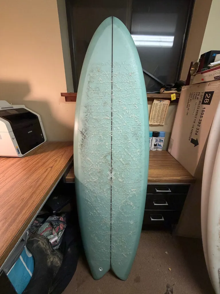 5'4" Album Surf Blunt Nose VeeBee - Image 1