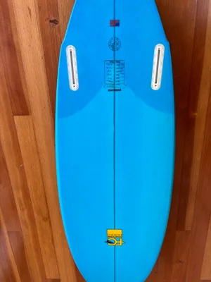 Mako Twin Fletcher Designs FCD Surfboard - Thumbnail 3
