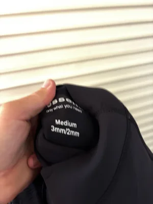 3/2 Chest Zip Medium Need Essentials - Thumbnail 3
