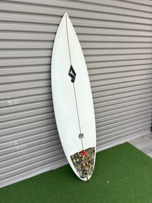J7 Surfboards - Thumbnail 3